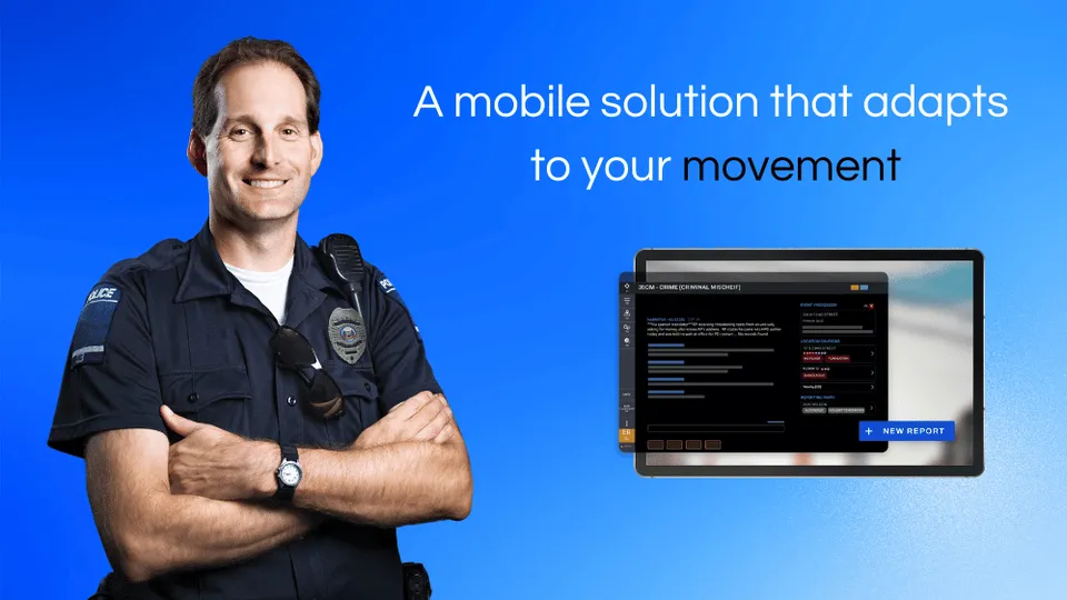 Officer using Mark43 OnScene on a phone